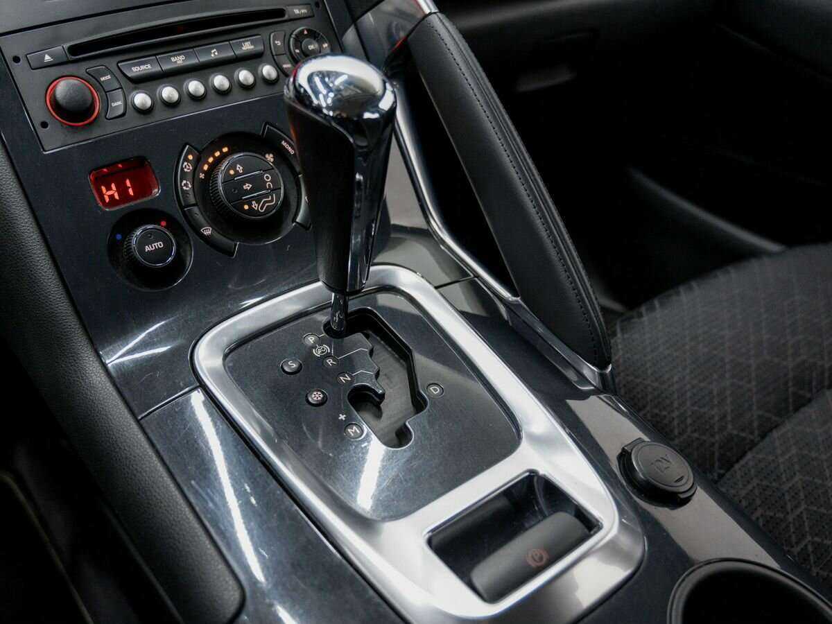 Купить Peugeot 3008, 2014, 239 694 км, фото №18