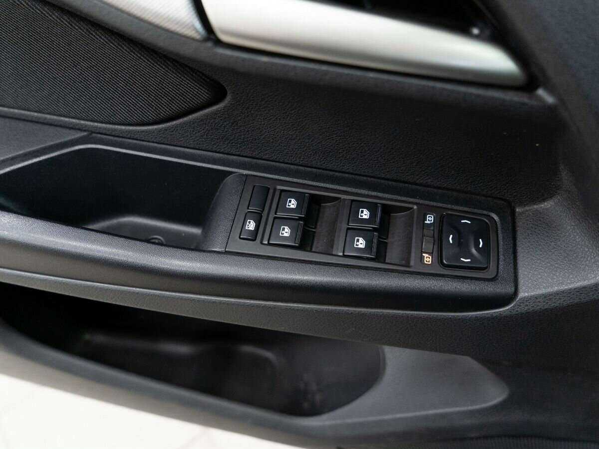 Купить Lada (ВАЗ) Vesta SW, 2020, 87 000 км, фото №14