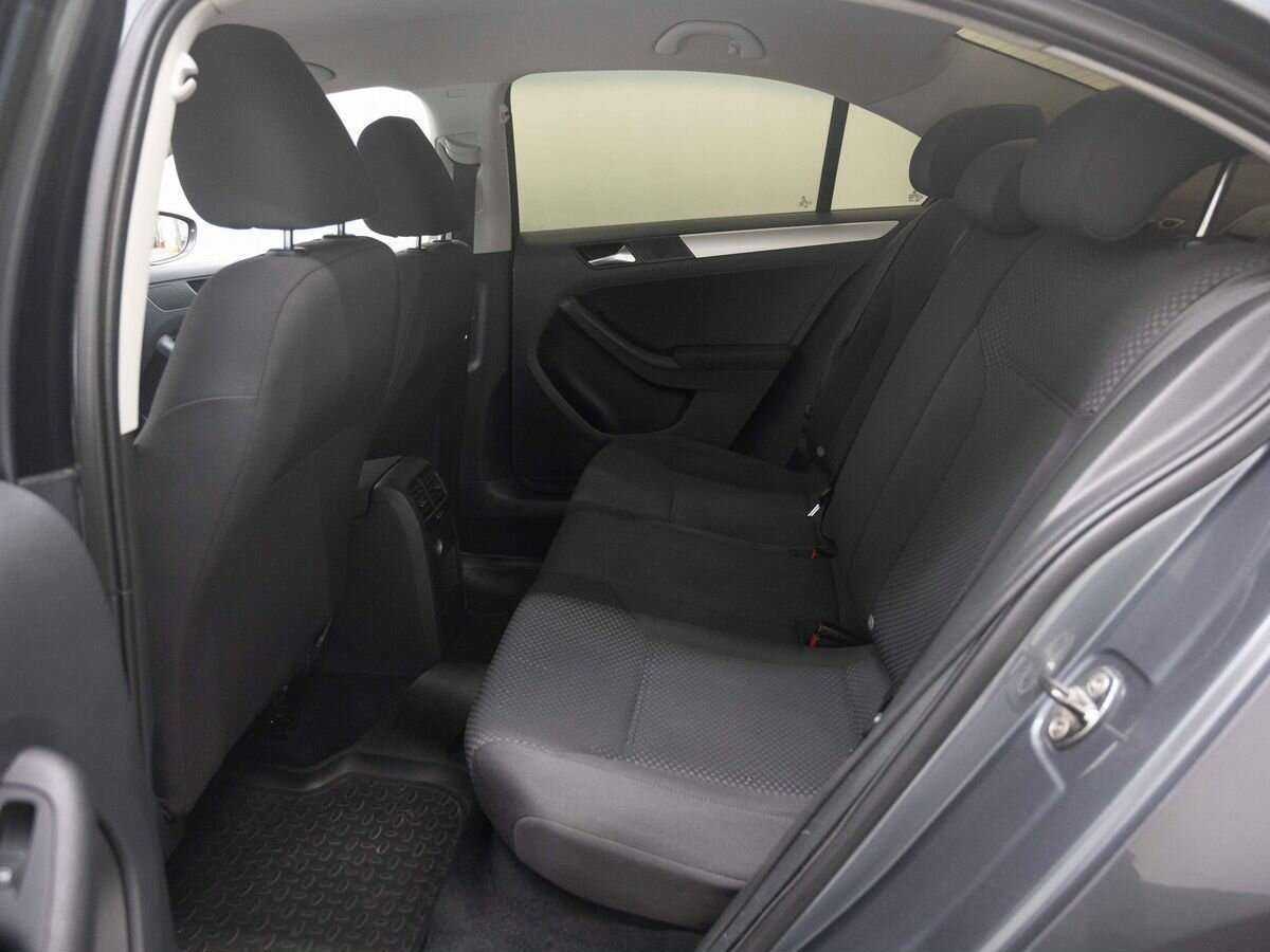 Купить Volkswagen Jetta, 2012, 228 632 км, фото №8