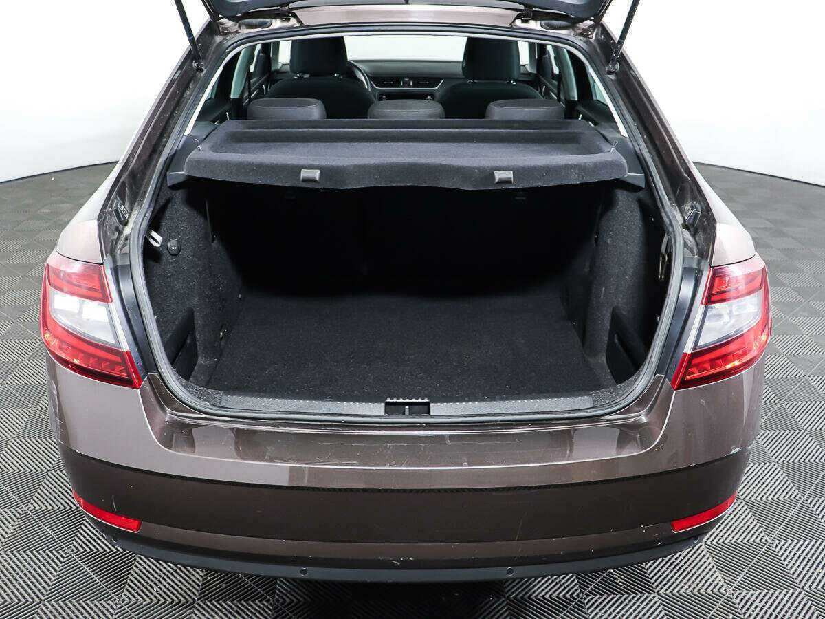 Купить Skoda Octavia, 2018, 149 619 км, фото №9