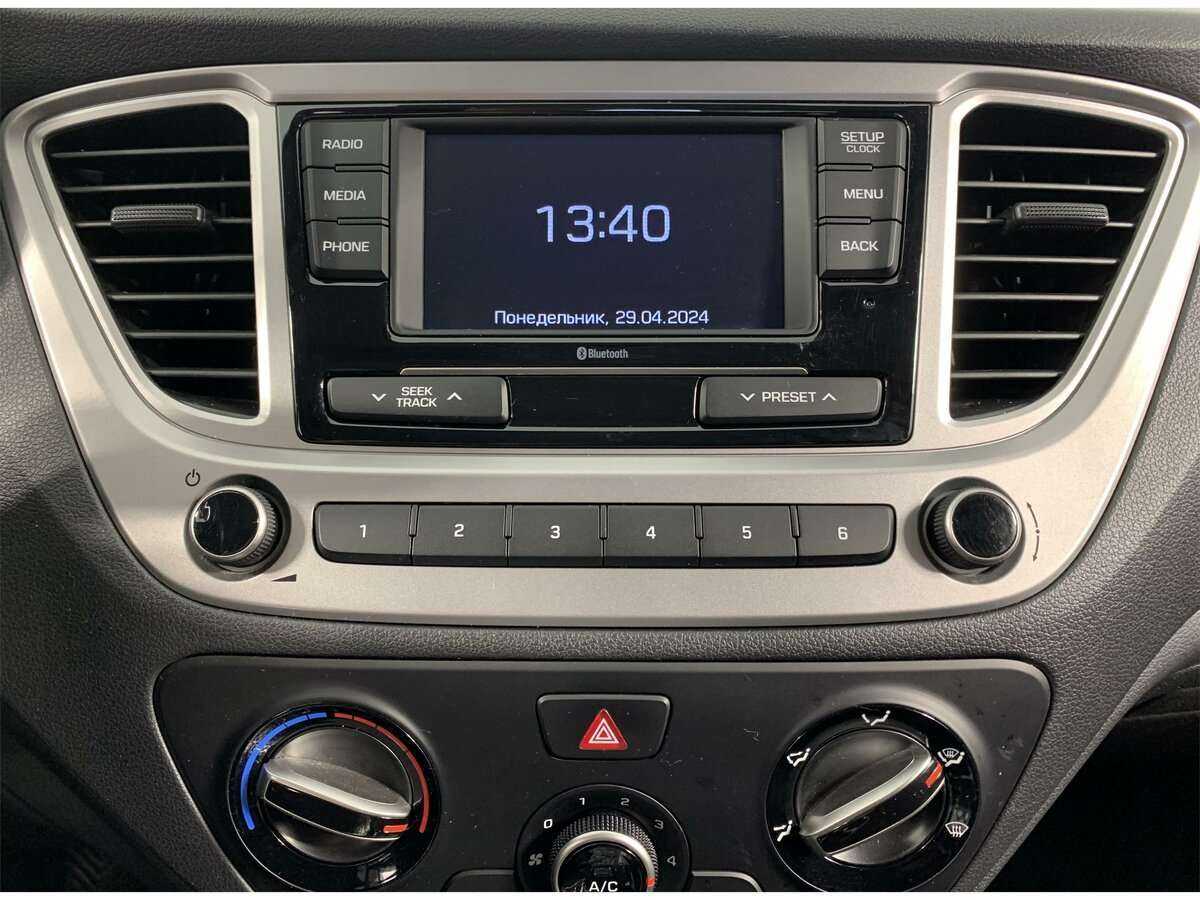 Купить Hyundai Solaris, 2019, 126 048 км, фото №12