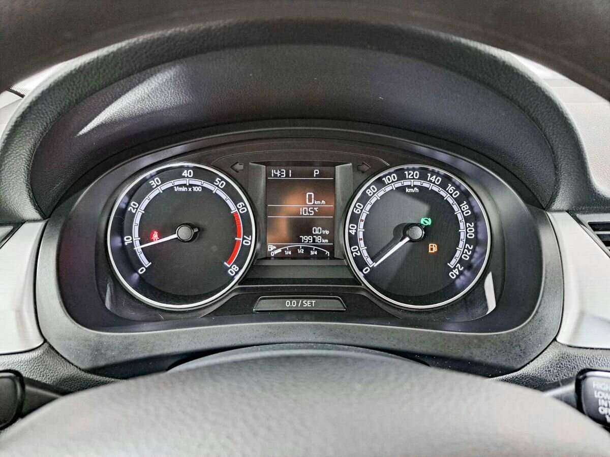 Купить Skoda Rapid, 2018, 80 000 км, фото №10