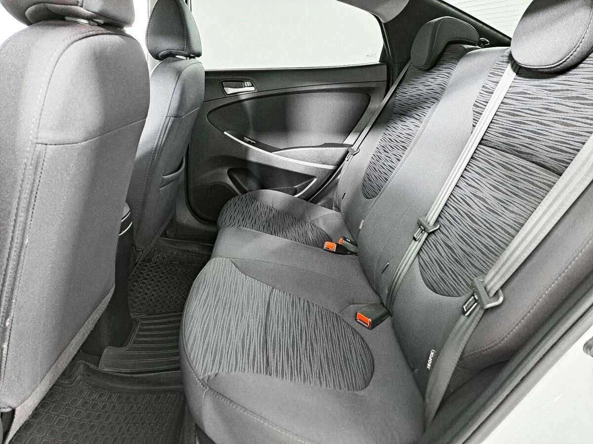 Купить Hyundai Solaris, 2015, 86 340 км, фото №8