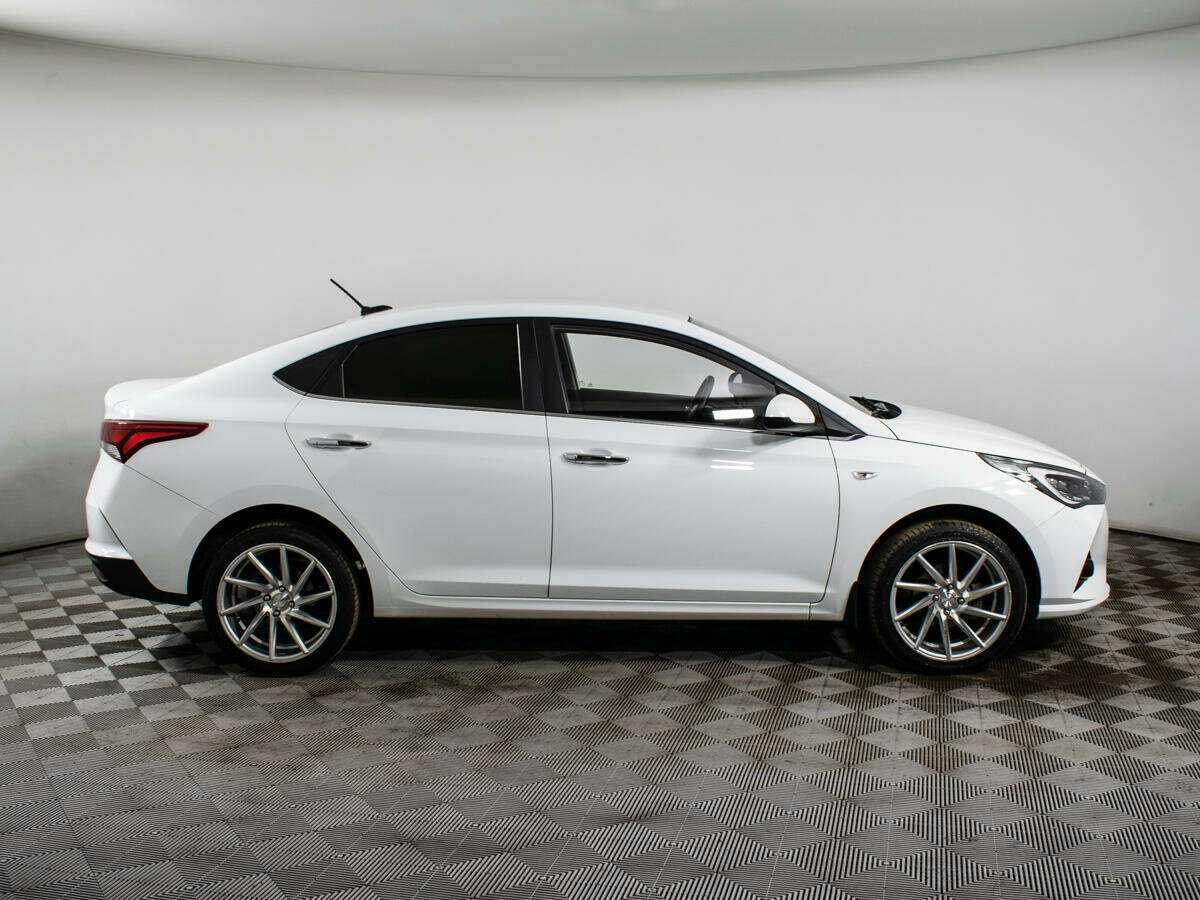 Купить Hyundai Solaris, 2020, 61 607 км, фото №9
