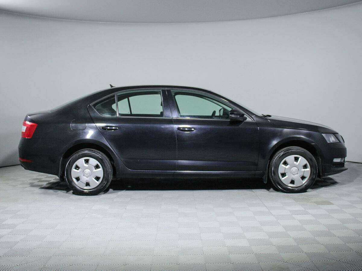 Купить Skoda Octavia, 2018, 99 205 км, фото №4