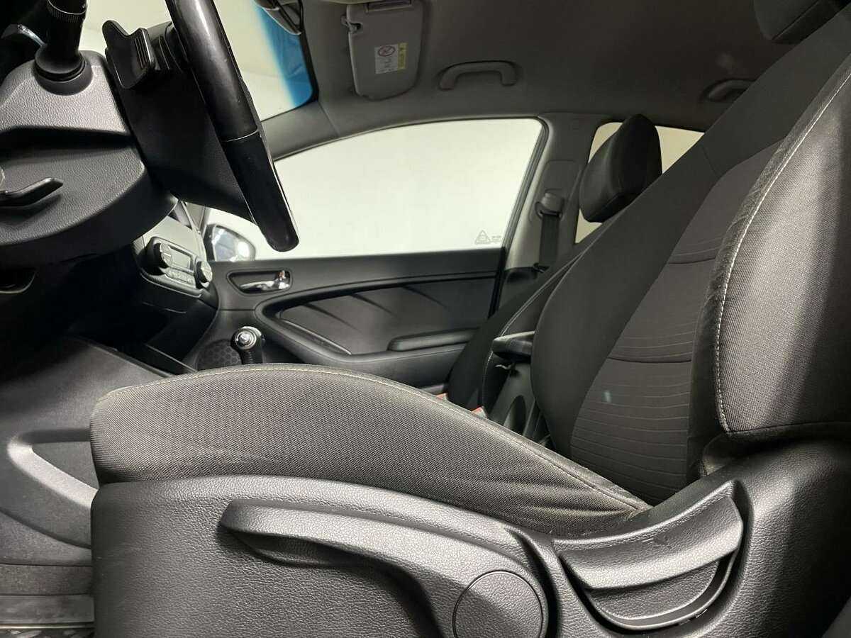 Купить Kia Cerato, 2017, 100 570 км, фото №9