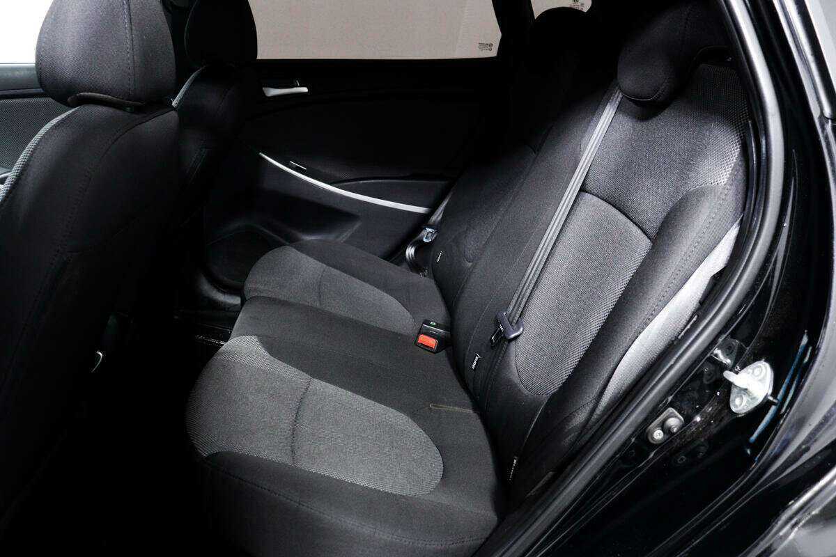 Купить Hyundai Solaris, 2012, 138 072 км, фото №12