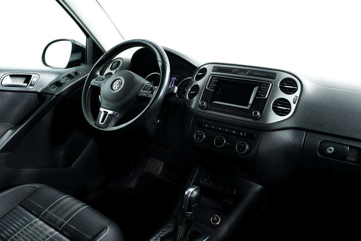 Купить Volkswagen Tiguan, 2016, 182 047 км, фото №9