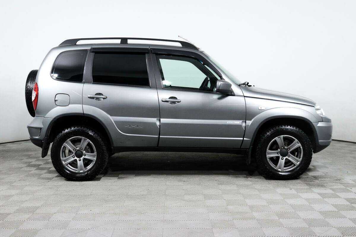 Купить Chevrolet Niva, 2013, 149 804 км, фото №4