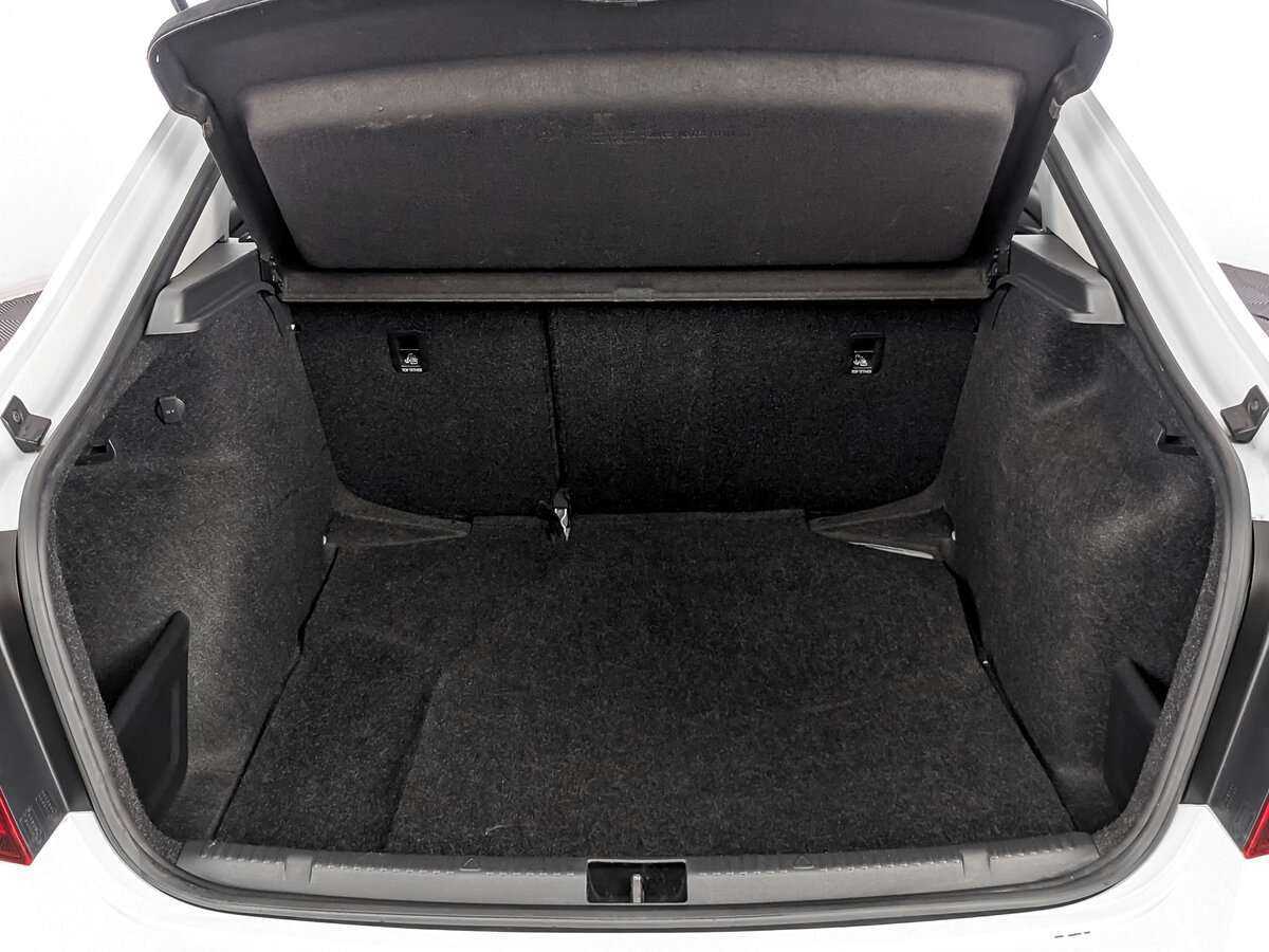 Купить Skoda Rapid, 2019, 91 793 км, фото №10