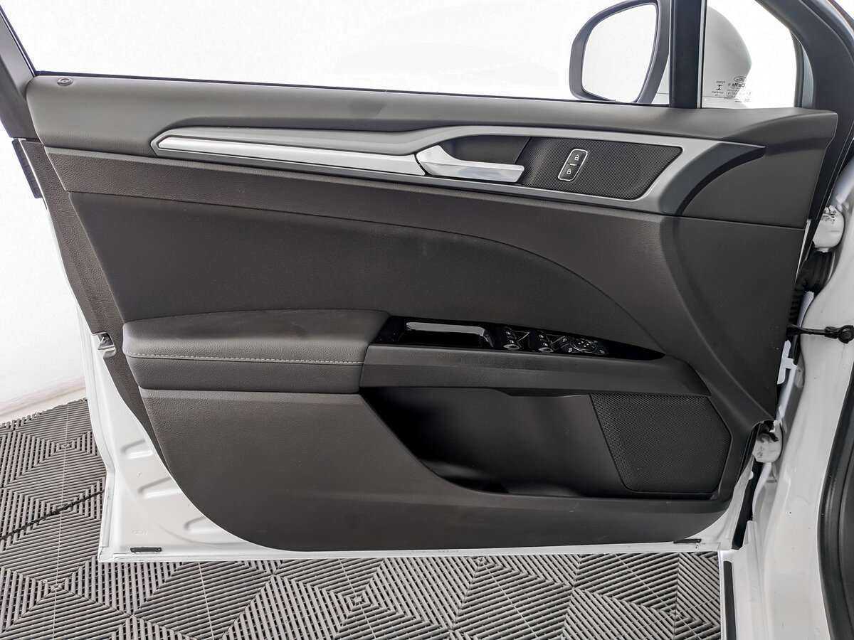 Купить Ford Mondeo, 2017, 120 668 км, фото №15