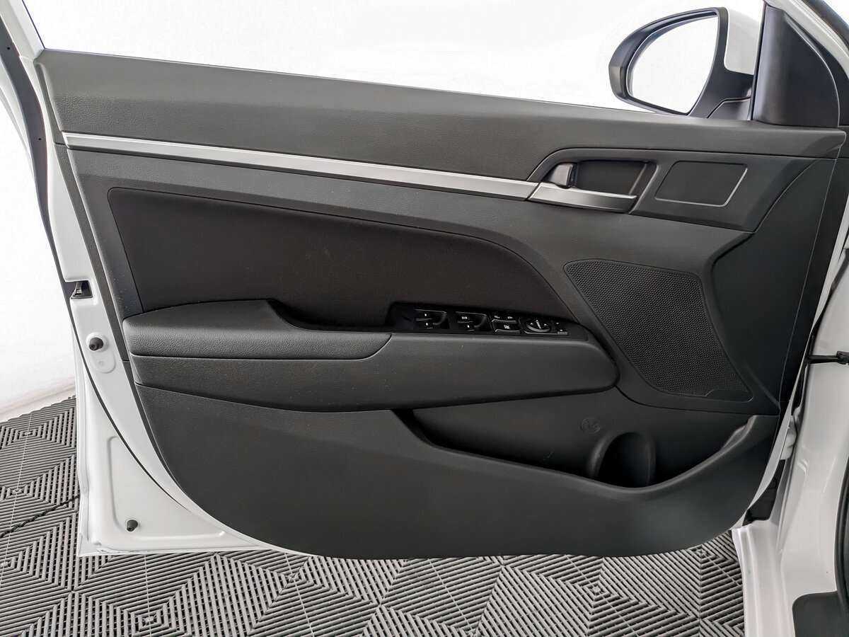 Купить Hyundai Elantra, 2020, 83 421 км, фото №15