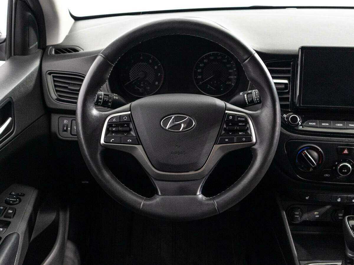 Купить Hyundai Solaris, 2021, 58 155 км, фото №15