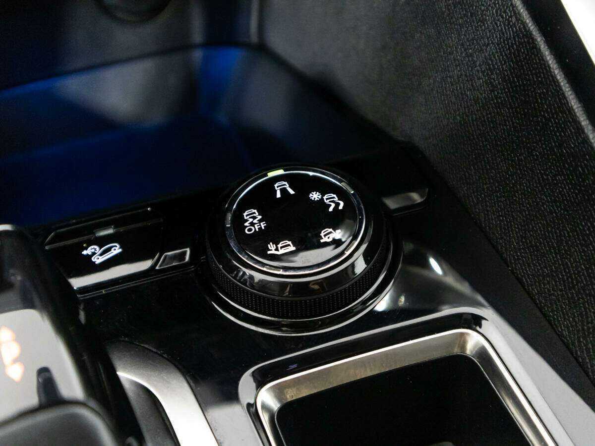 Купить Peugeot 3008, 2018, 108 934 км, фото №17