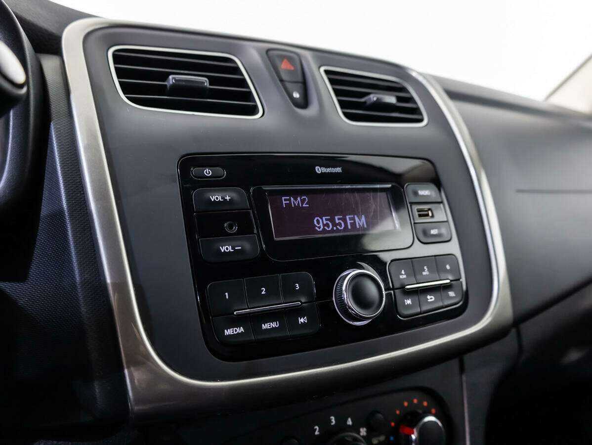 Купить Renault Logan, 2019, 158 659 км, фото №12