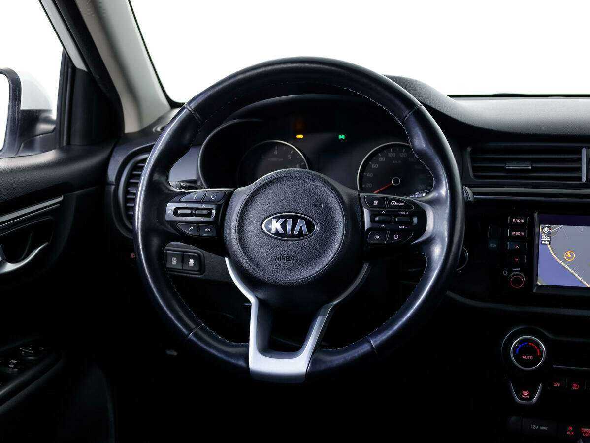 Купить Kia Rio X-Line, 2018, 81 174 км, фото №11