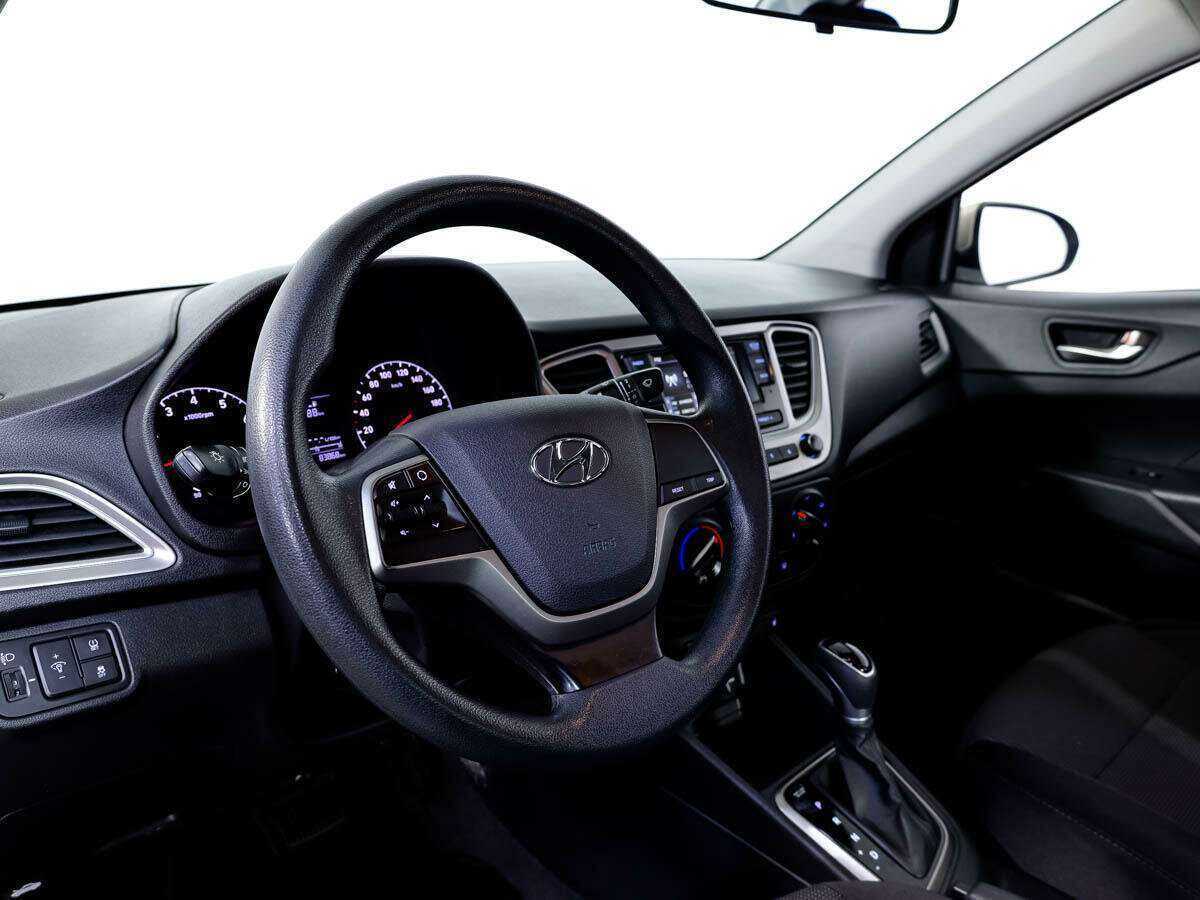 Купить Hyundai Solaris, 2019, 83 868 км, фото №11