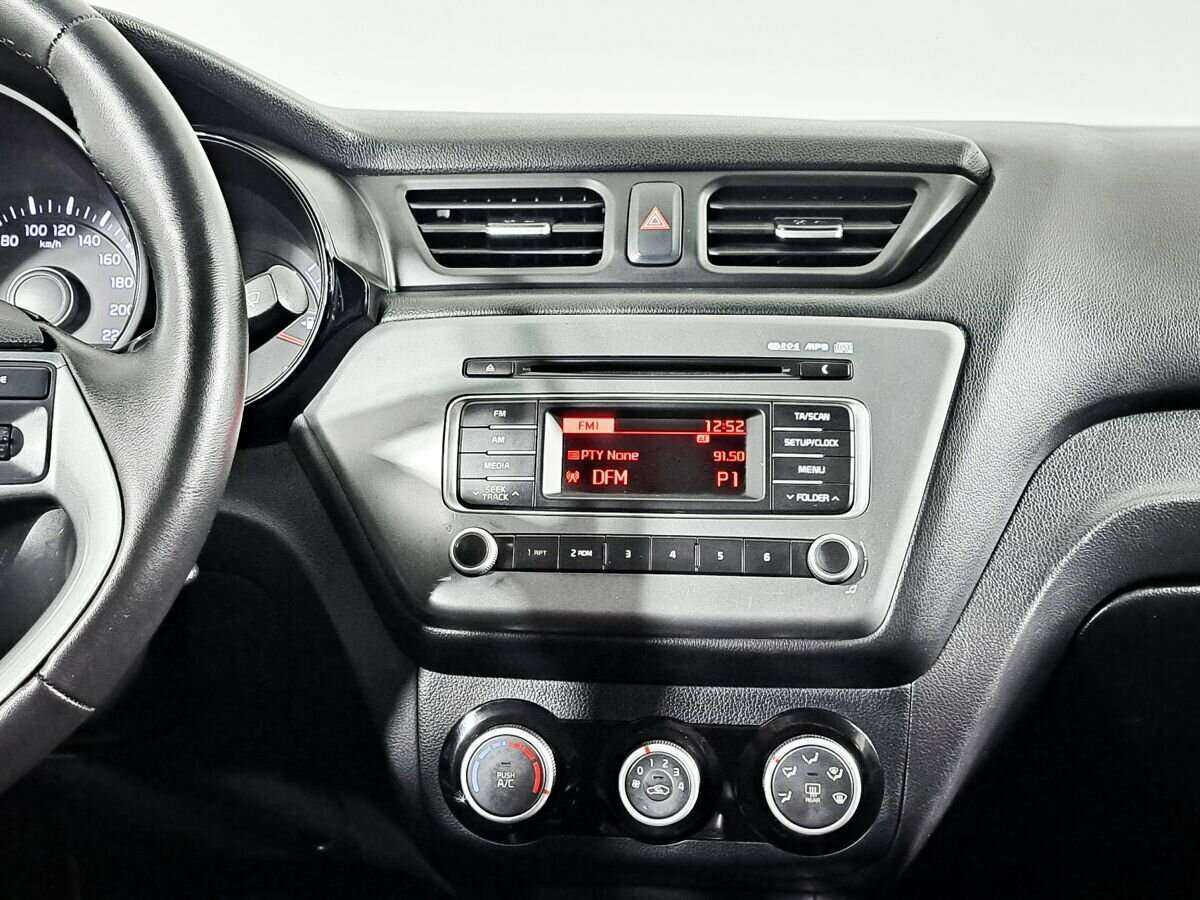 Купить Kia Rio, 2017, 127 600 км, фото №11
