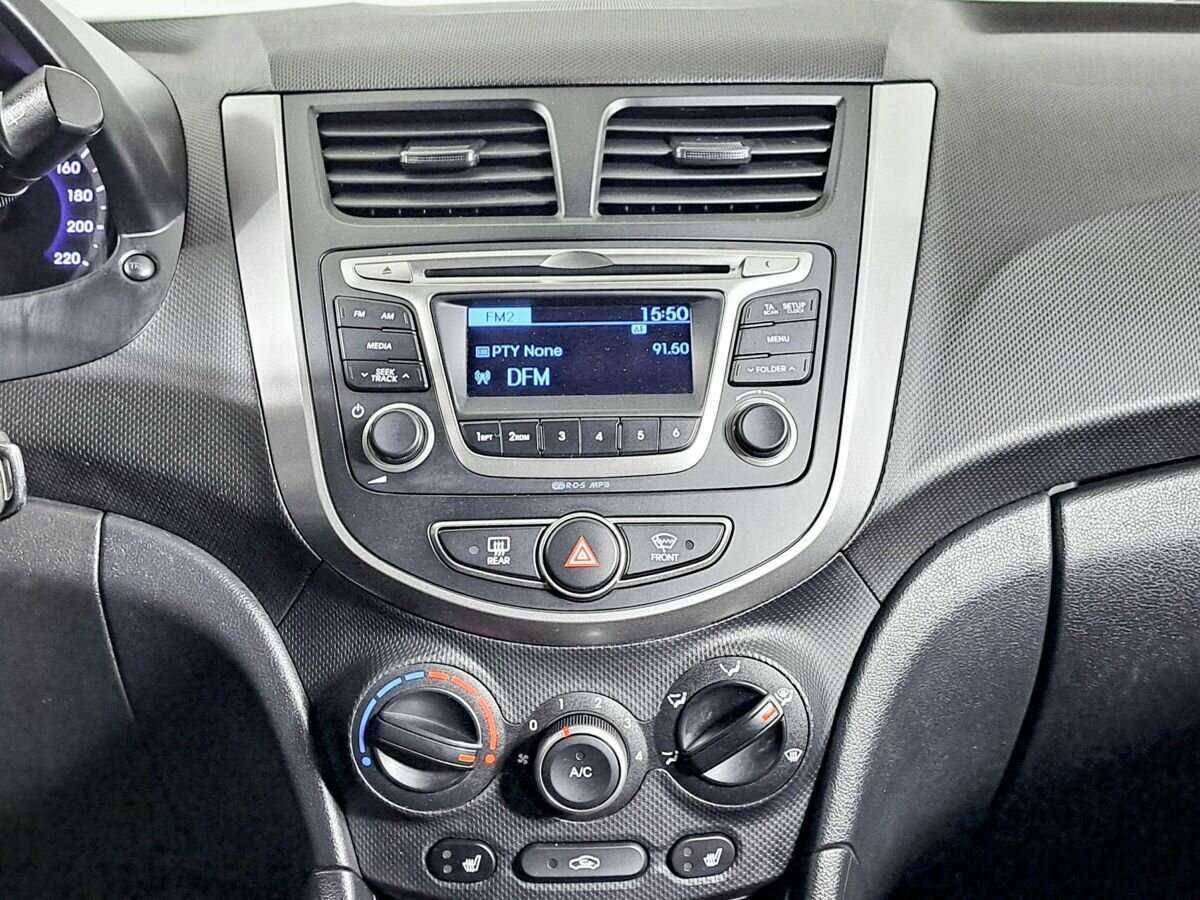 Купить Hyundai Solaris, 2016, 114 500 км, фото №15