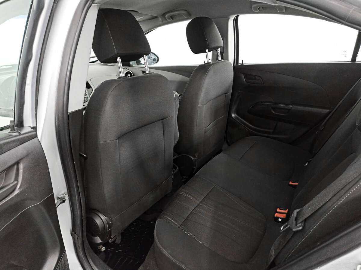 Купить Chevrolet Aveo, 2013, 142 248 км, фото №10