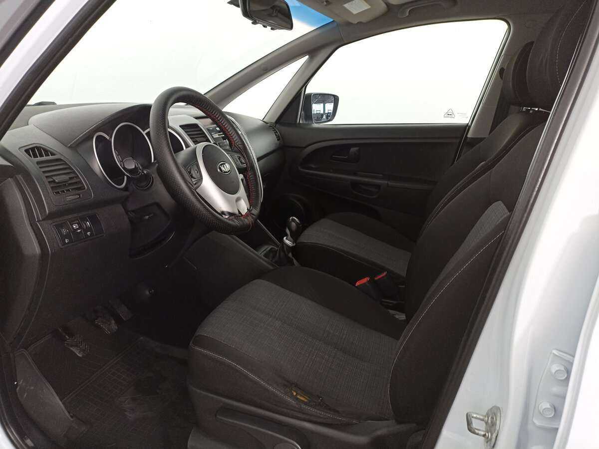Купить Kia Venga 5-speed, 2014, 178 001 км, фото №12