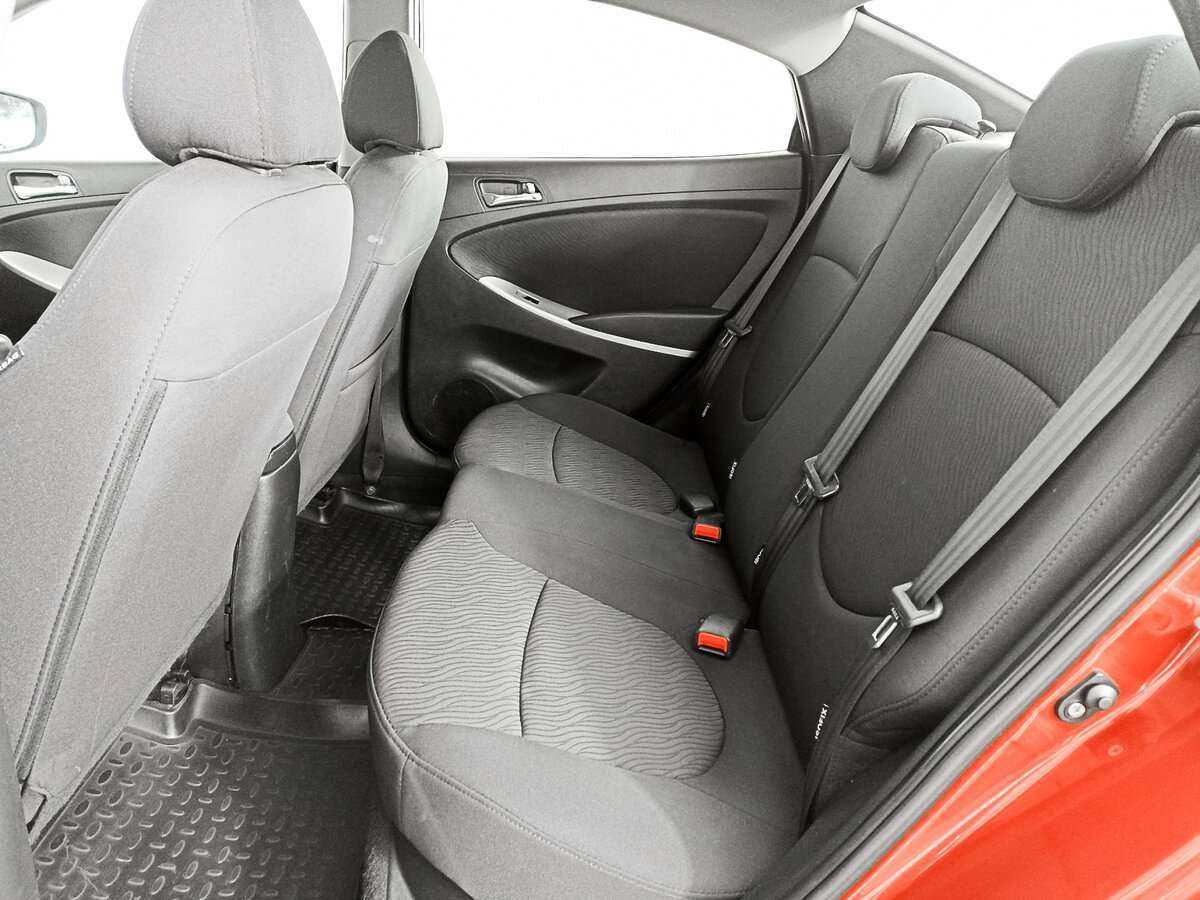 Купить Hyundai Solaris, 2012, 225 794 км, фото №8