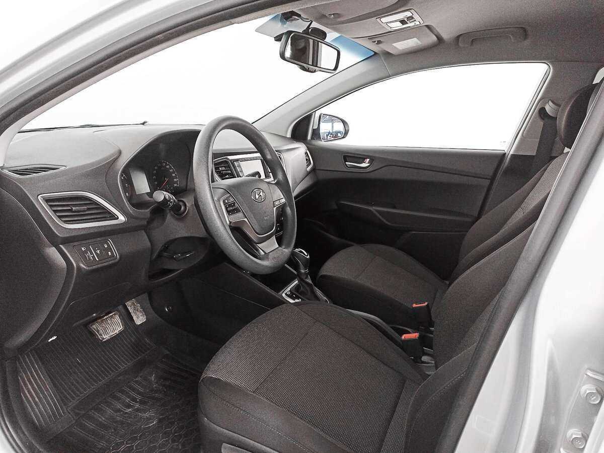 Купить Hyundai Solaris, 2017, 85 053 км, фото №16
