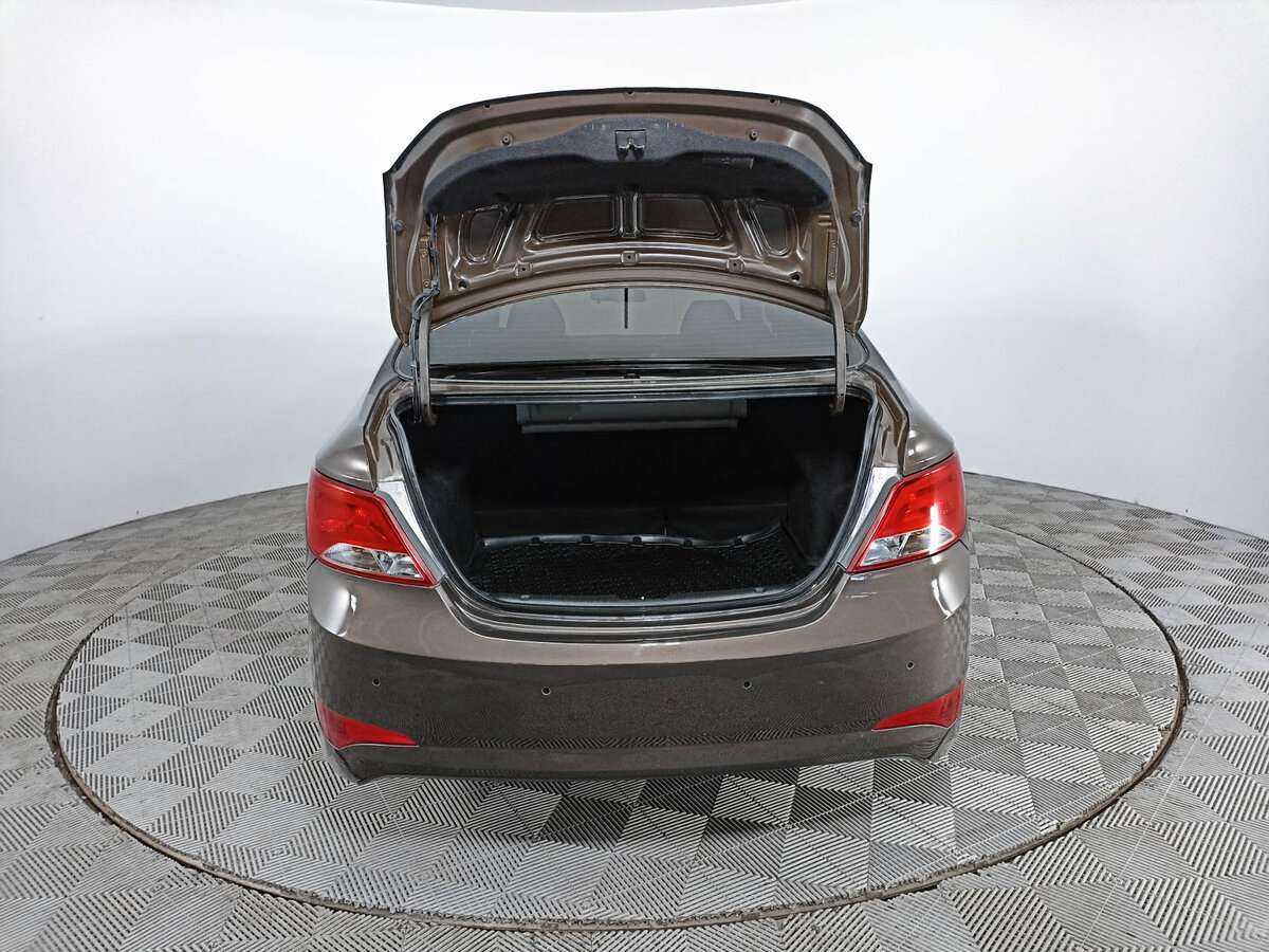 Купить Hyundai Solaris, 2015, 129 004 км, фото №10