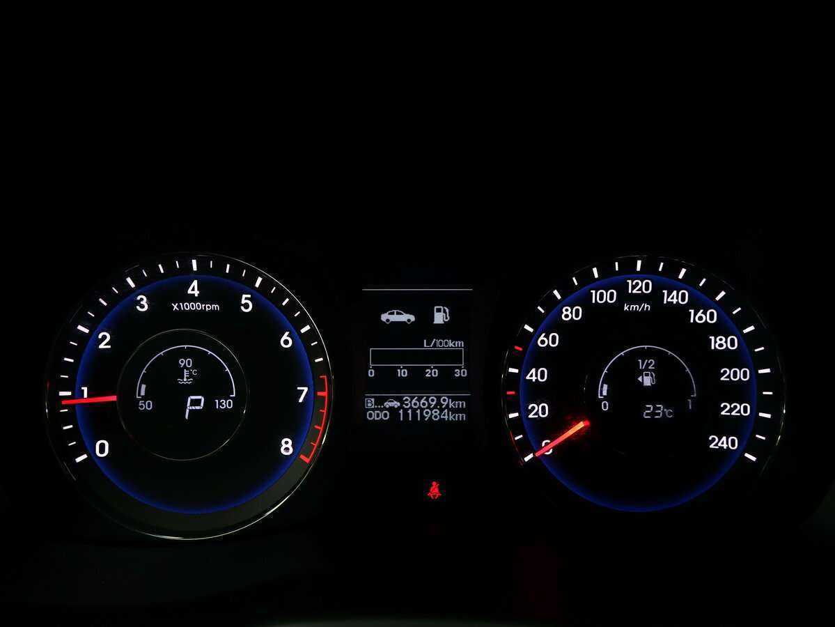 Купить Hyundai i40, 2014, 111 000 км, фото №18