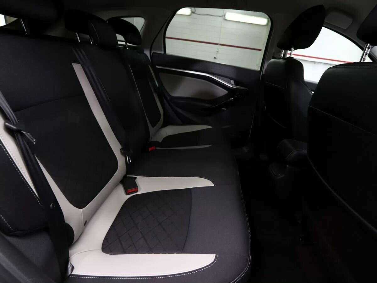 Купить Lada (ВАЗ) Vesta SW, 2018, 64 000 км, фото №17