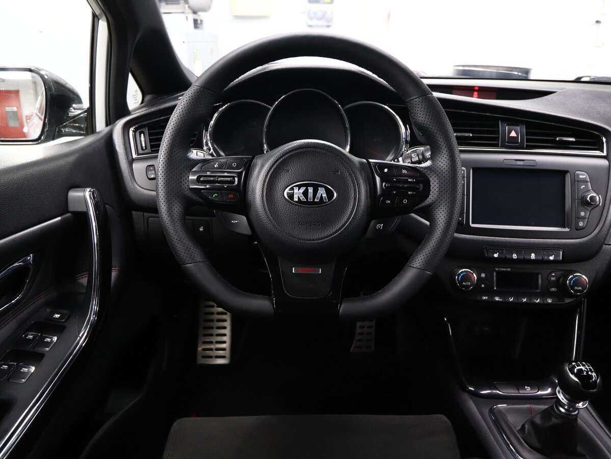 Купить Kia Ceed GT, 2017, 118 000 км, фото №19