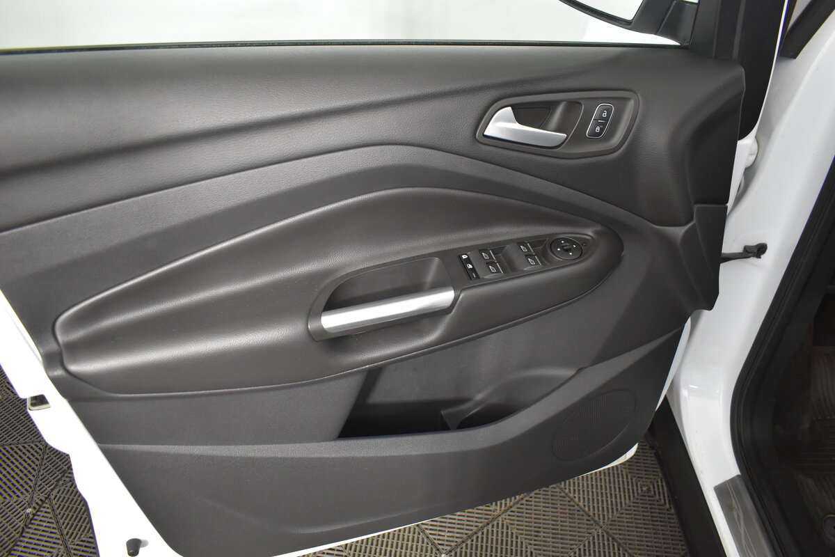 Купить Ford Kuga, 2017, 94 001 км, фото №15