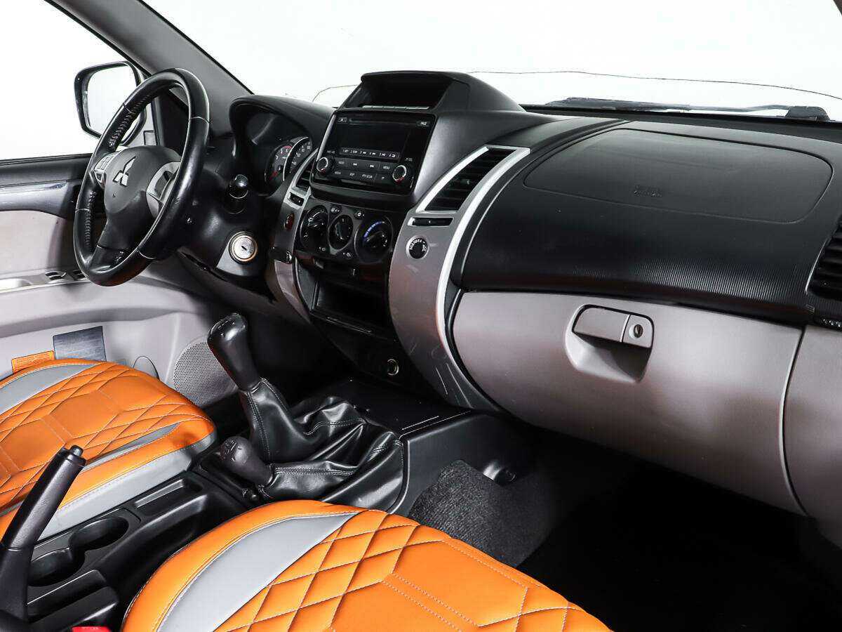 Купить Mitsubishi Pajero Sport, 2014, 366 244 км, фото №11