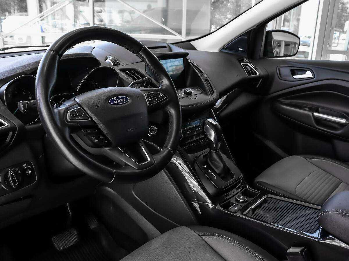Купить Ford Kuga, 2016, 152 897 км, фото №9