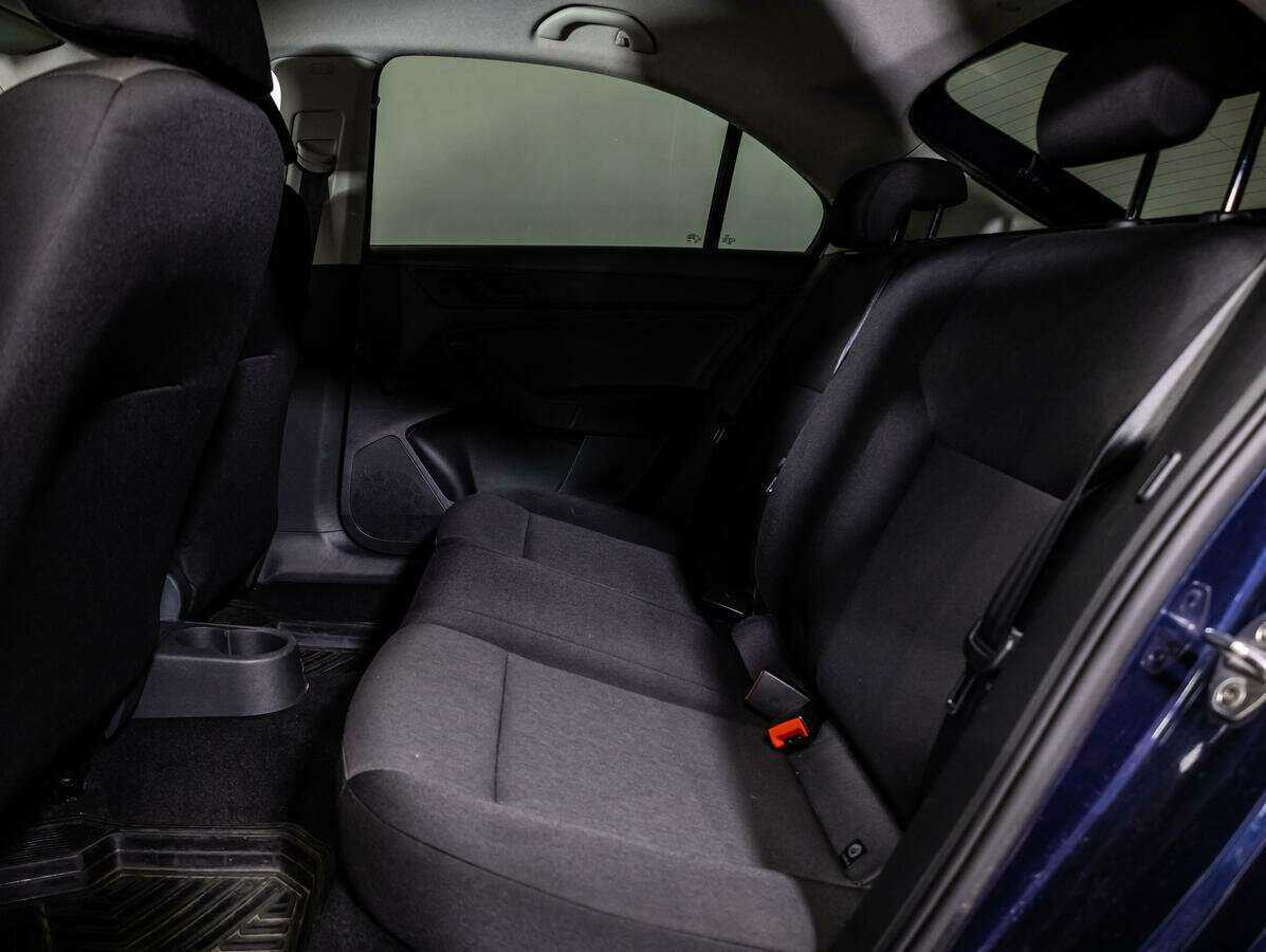 Купить Skoda Rapid, 2015, 147 420 км, фото №9