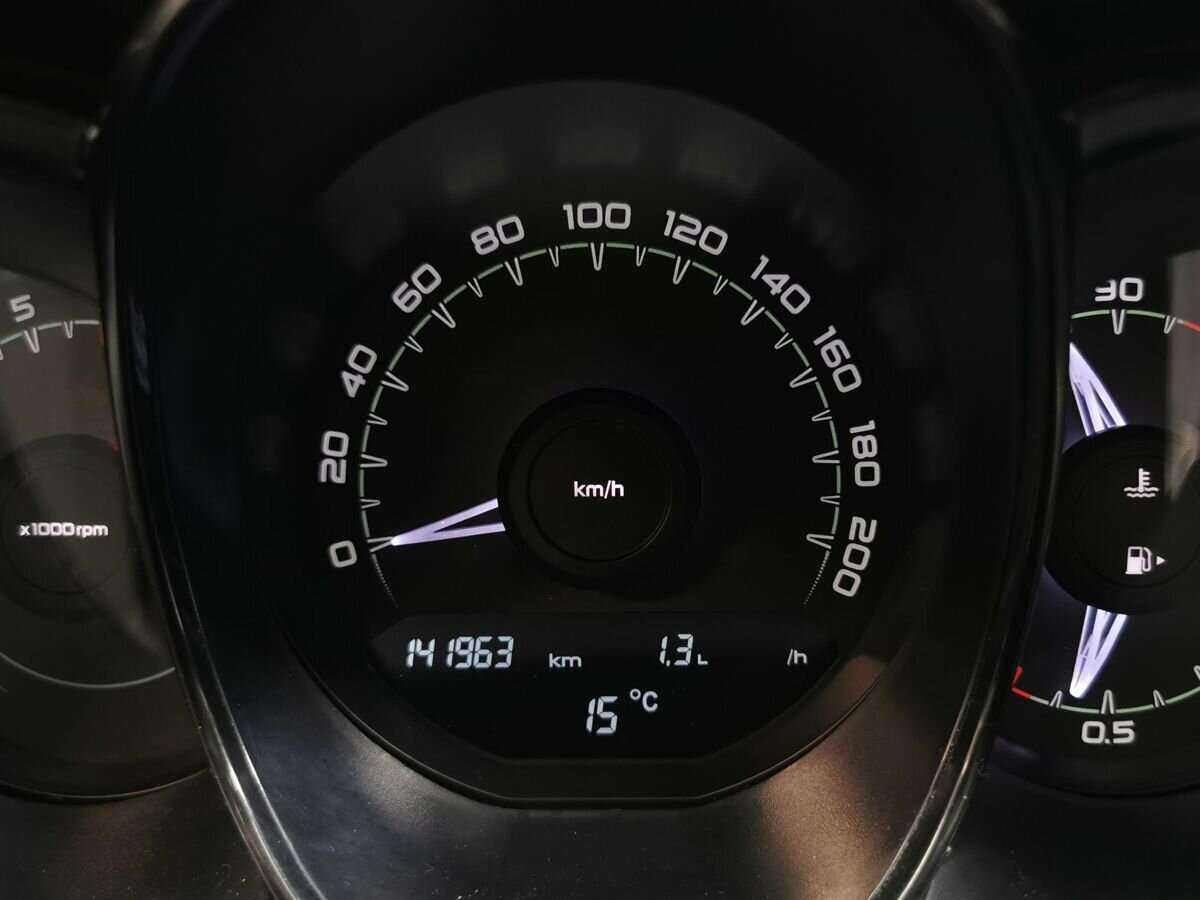 Купить Lada (ВАЗ) Vesta, 2017, 141 861 км, фото №16