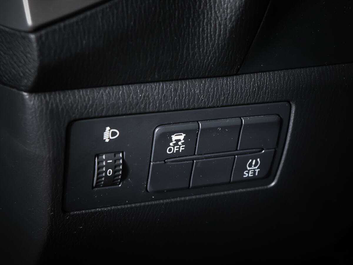 Купить Mazda 3, 2018, 50 655 км, фото №19