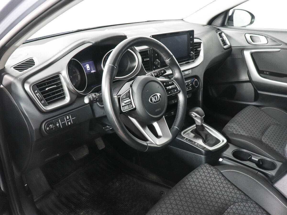 Купить Kia Ceed, 2021, 45 000 км, фото №9