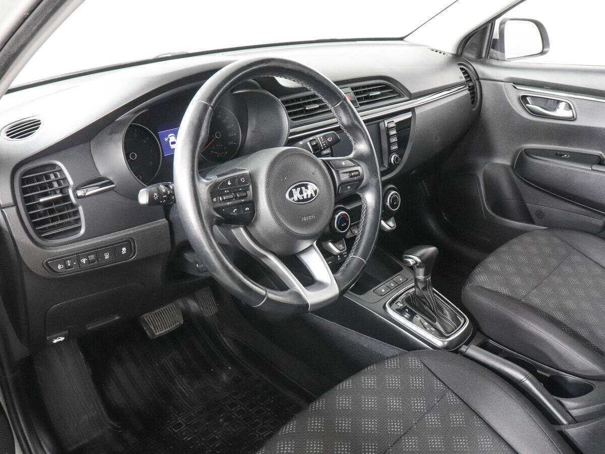 Купить Kia Rio, 2017, 84 832 км, фото №9