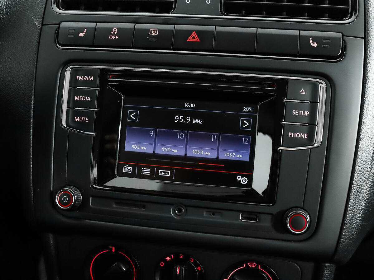 Купить Volkswagen Polo, 2016, 102 721 км, фото №13