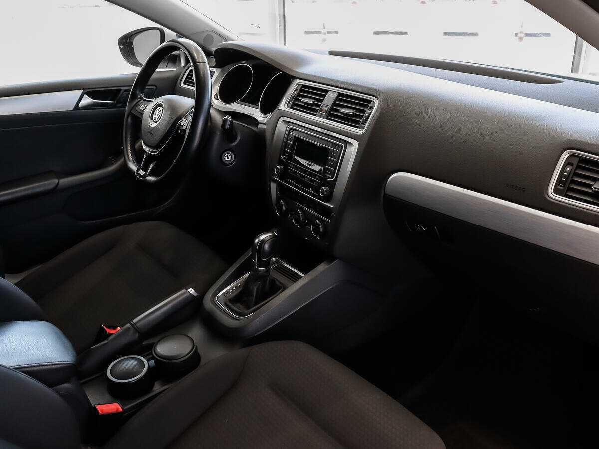 Купить Volkswagen Jetta, 2017, 87 032 км, фото №11