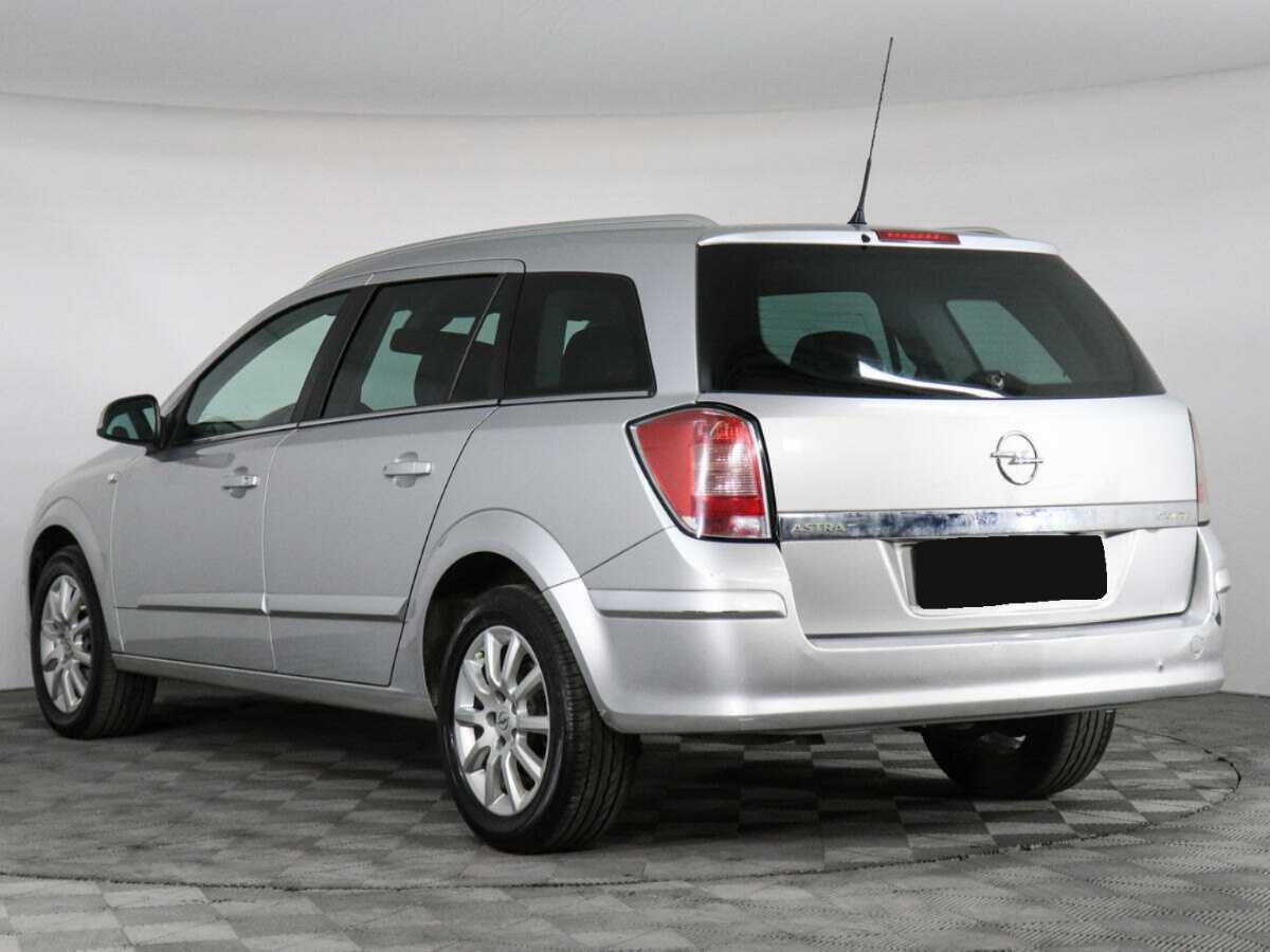 Купить Opel Astra, 2012, 178 290 км, фото №4