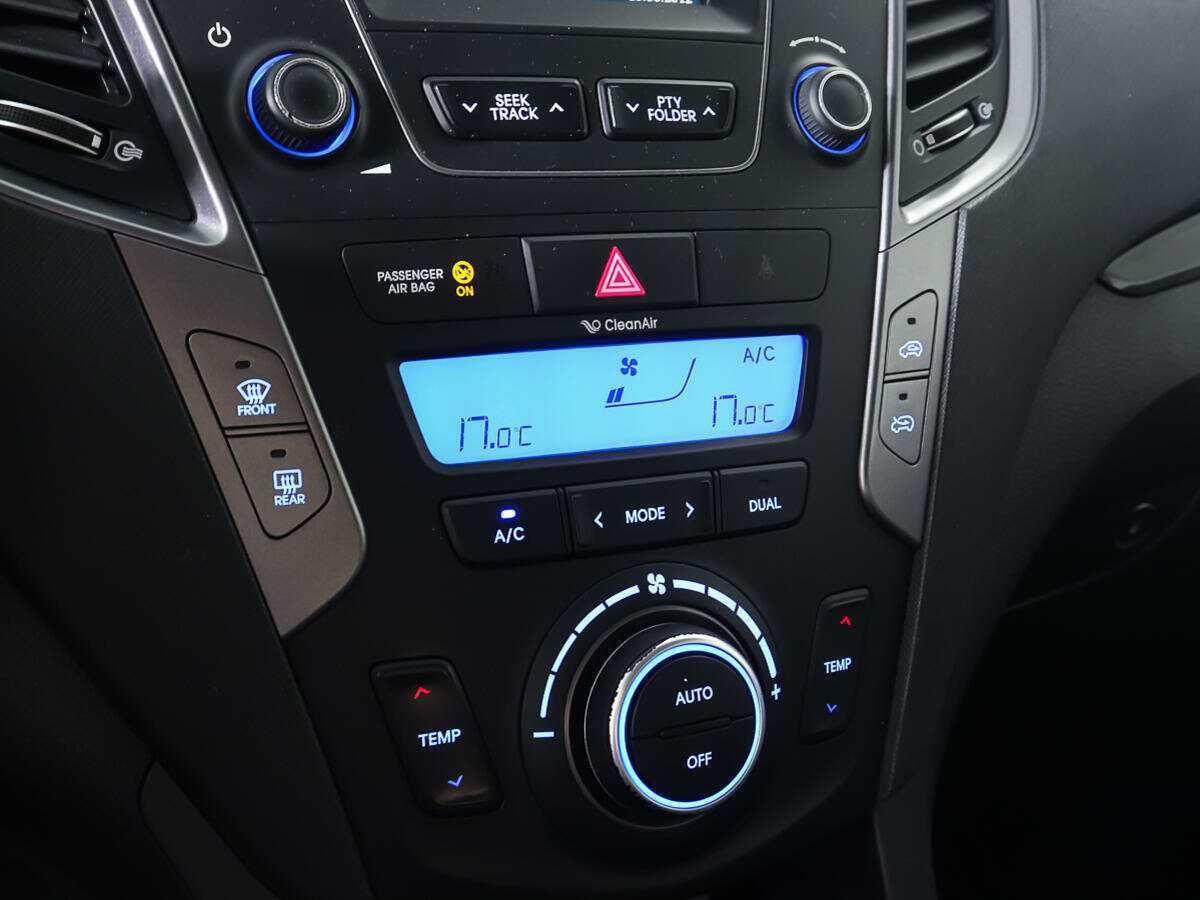 Купить Hyundai Santa Fe, 2013, 137 227 км, фото №17