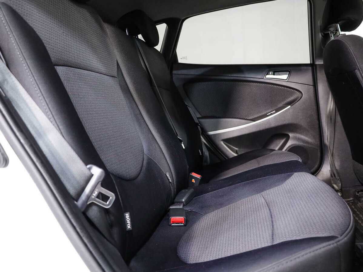 Купить Hyundai Solaris, 2015, 268 928 км, фото №12