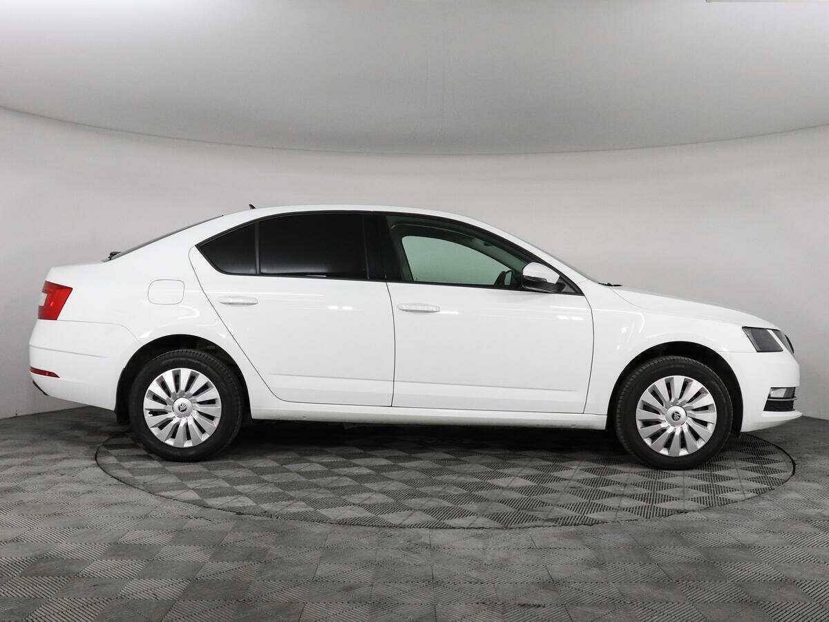 Купить Skoda Octavia, 2019, 37 289 км, фото №4