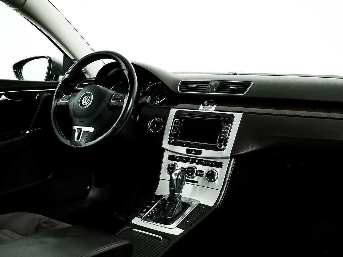 Купить Volkswagen Passat, 2012, 115 560 км, фото №9