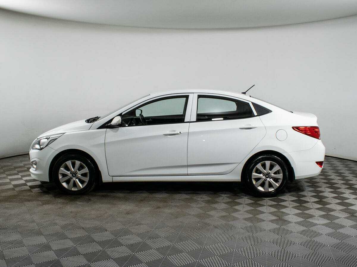 Купить Hyundai Solaris, 2016, 76 800 км, фото №8