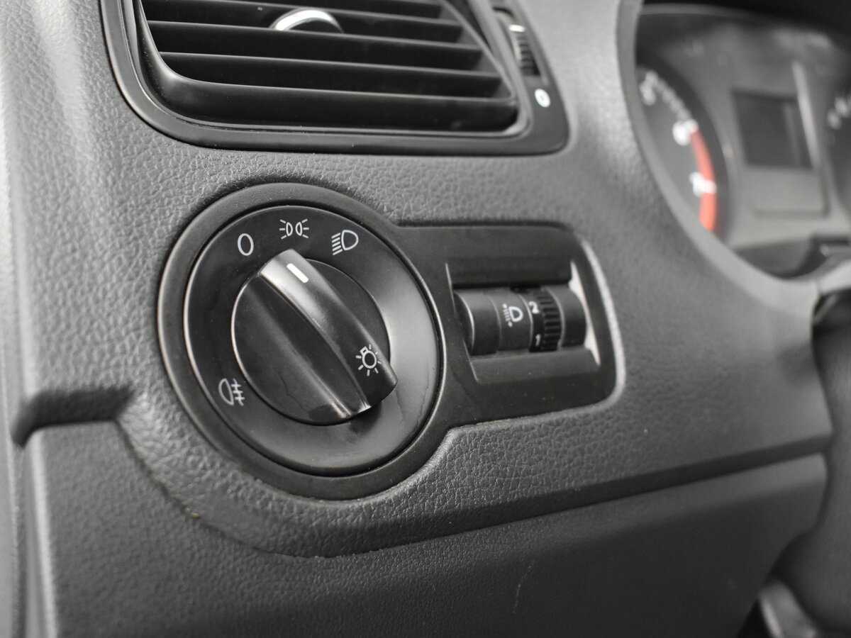 Купить Volkswagen Polo, 2014, 141 091 км, фото №9