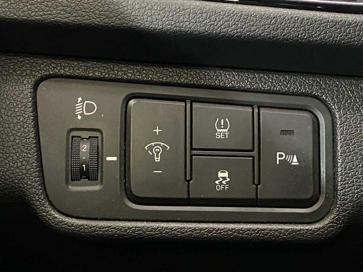 Купить Hyundai Solaris, 2020, 72 329 км, фото №17