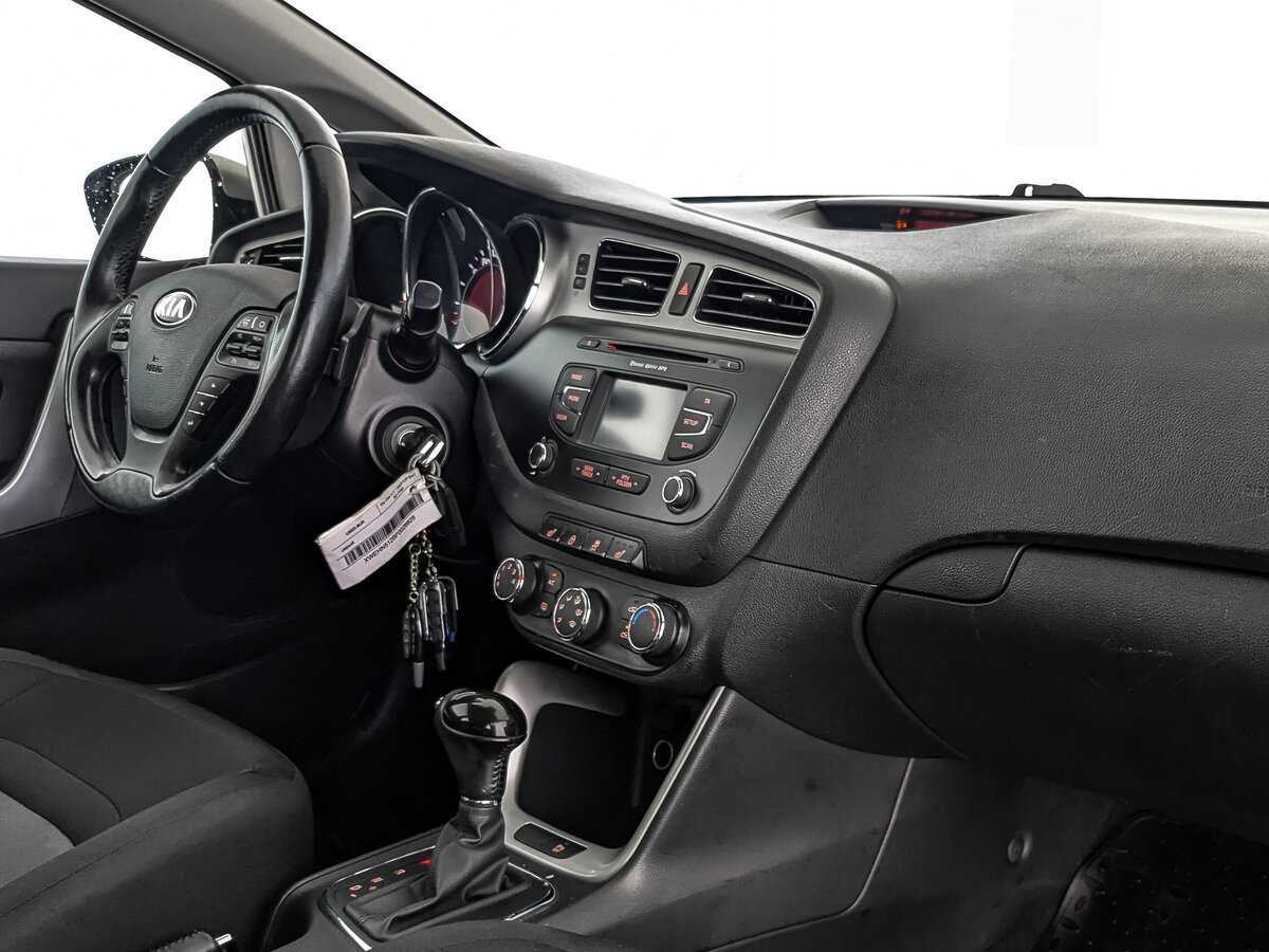 Купить Kia Ceed, 2014, 173 341 км, фото №9